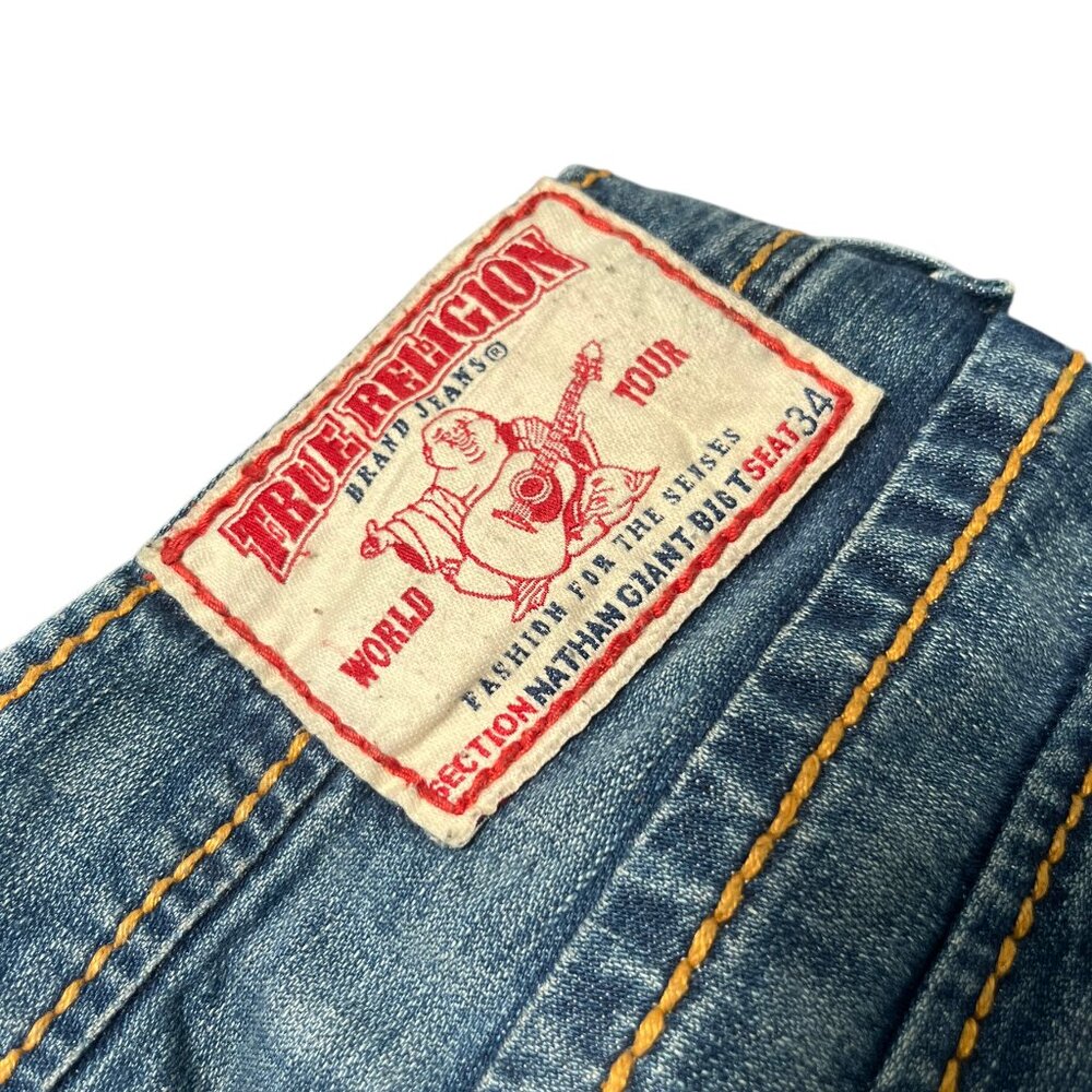 True Religion Jeans Men's Size 31 Blue Denim Cotton Straight Leg 5-Pocket Design